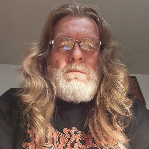 Meet your Posher, Cliff